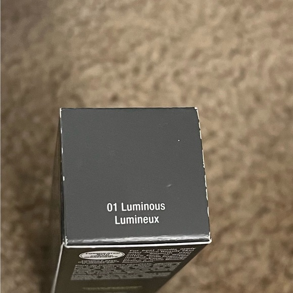 Juice, beauty illuminating primer NWB - Picture 2 of 2